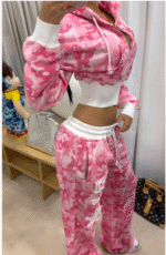 HIDDEN CULT® Pink Camo Baggy Cropped Zip hoodie